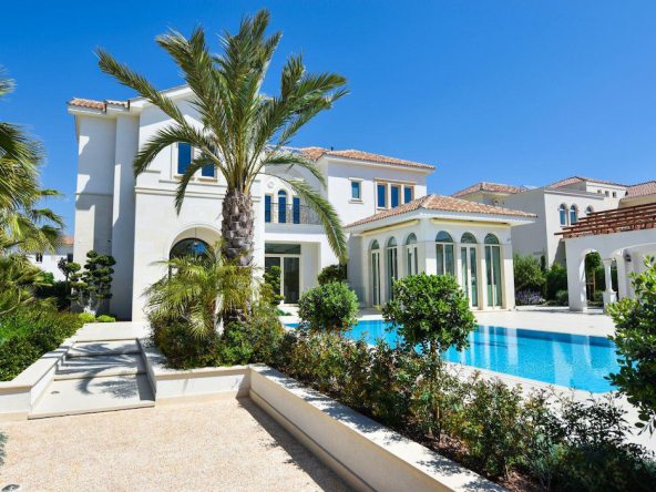 5 bedroom Luxury Villa in Larnaca Faros Seaside Area