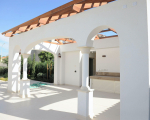 5 bedroom Luxury Villa in Larnaca Faros Seaside Area