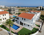 4 bedroom Villa in Larnaca Dekelia Road Area