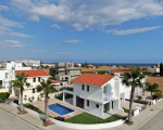 4 bedroom Villa in Larnaca Dekelia Road Area