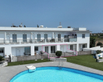 2 Bedroom Ground Floor Apartment with Pool Views in Mazotos