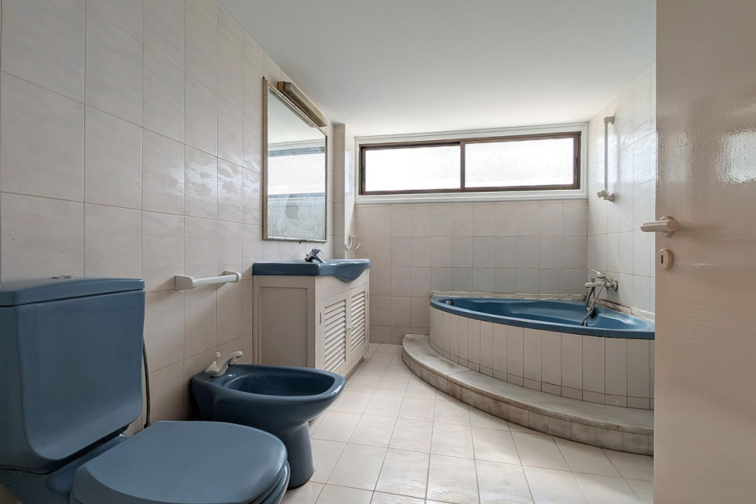 3 bedroom apartment in Larnaca Ayios Nikolaos Area