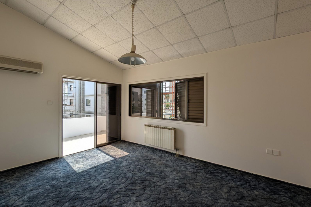 3 bedroom apartment in Larnaca Ayios Nikolaos Area