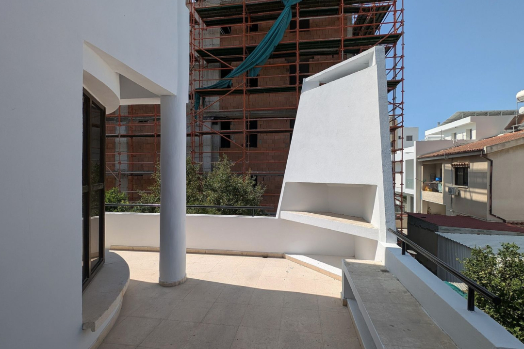 3 bedroom apartment in Larnaca Ayios Nikolaos Area