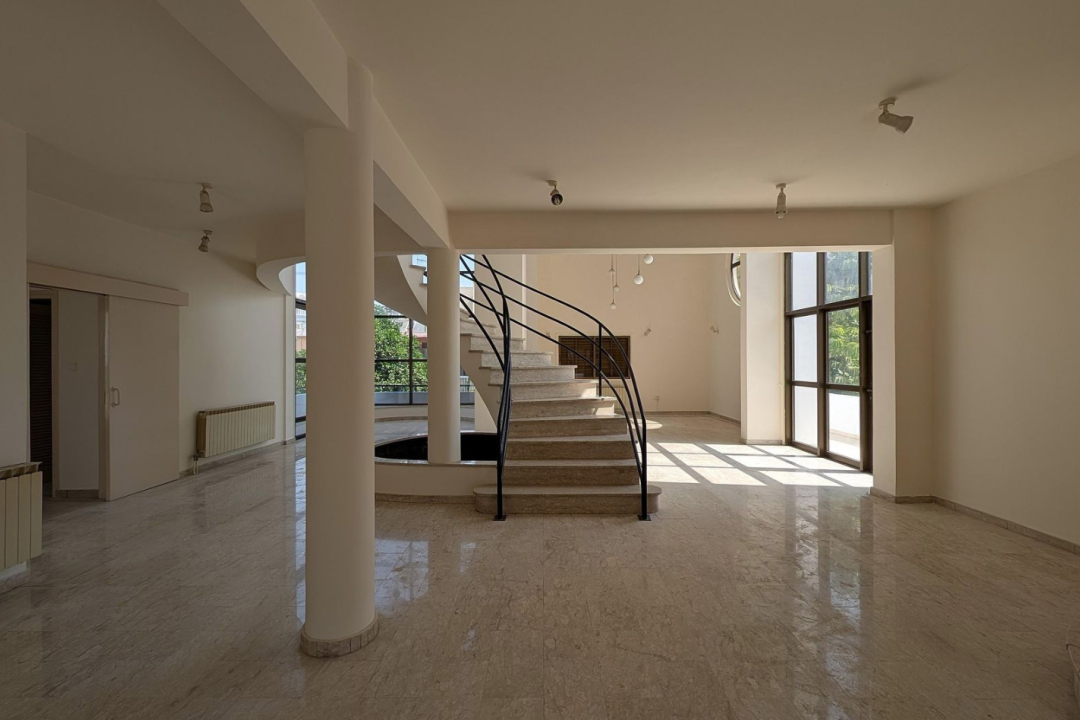 3 bedroom apartment in Larnaca Ayios Nikolaos Area