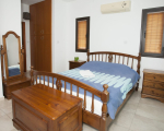 4 bedroom semi detached house with Seaviews in Maroni Area
