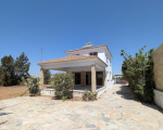 3 bedroom detached house in Larnaca Coastal Mazotos Area