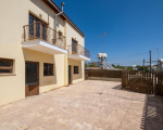 4 bedroom semi detached house in Larnaca Agios Theodoros Area