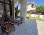 4 bedroom villa with swimming pool on Dhekelia Road