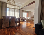 4 bedroom villa with swimming pool on Dhekelia Road
