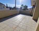 4 bedroom villa with swimming pool on Dhekelia Road