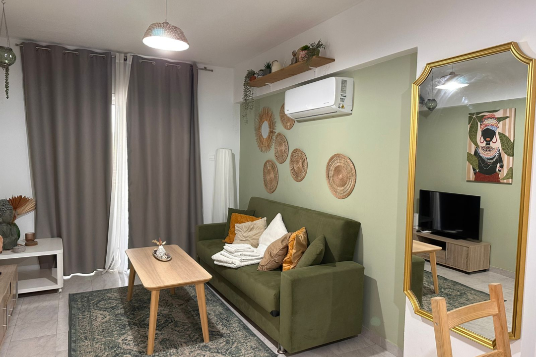 2 bedroom apartment in Larnaca Makenzie Area