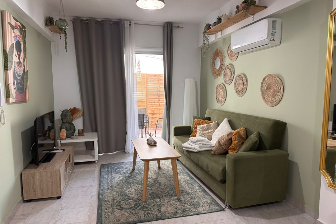 2 bedroom apartment in Larnaca Makenzie Area