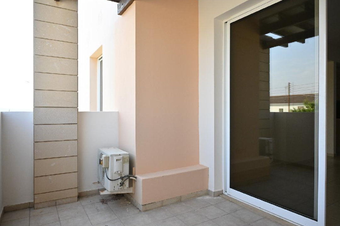 2 bedroom apartment in Larnaca Pyla Area