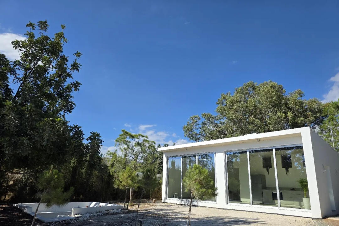 1 bedroom detached house in Larnaca Skarinou Area