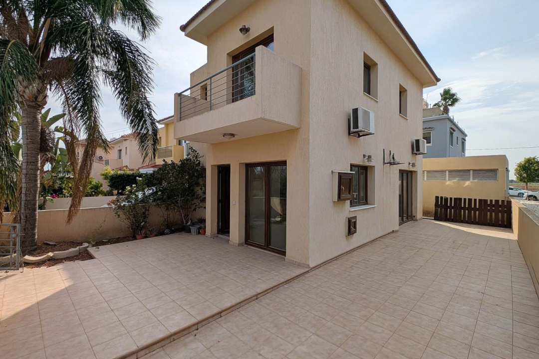 2 bedroom semi detached house in Larnaca Kiti Area