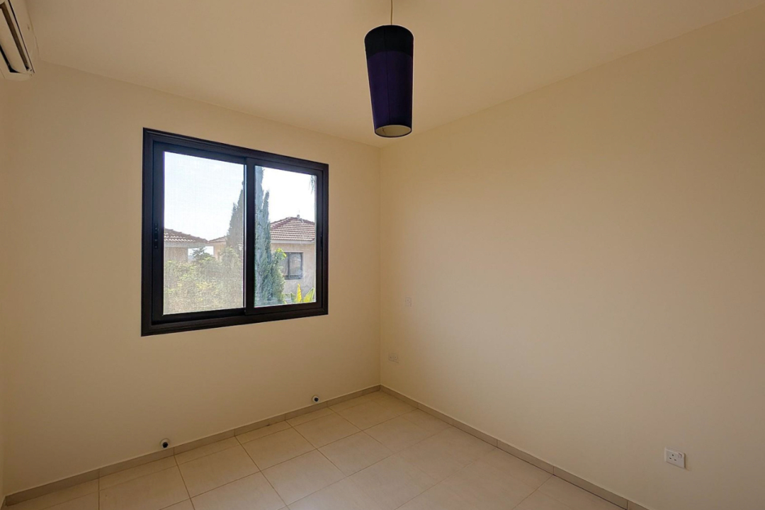 3 bedroom semi detached house in Larnaca Oroklini Area