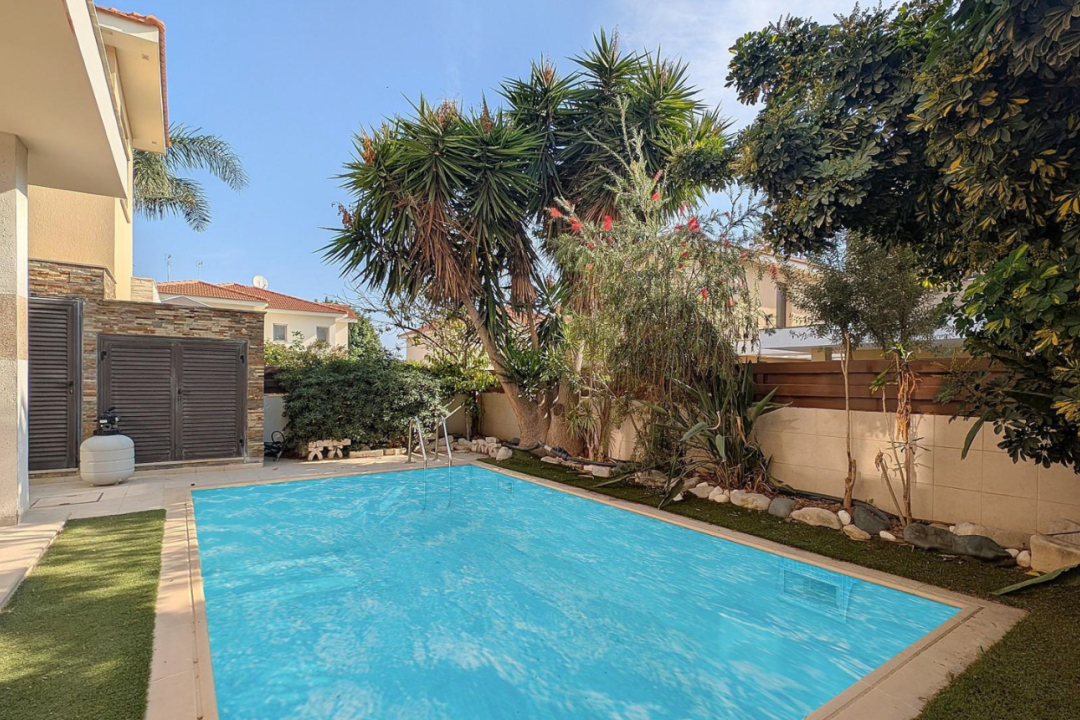 3 bedroom semi detached house in Larnaca Oroklini Area