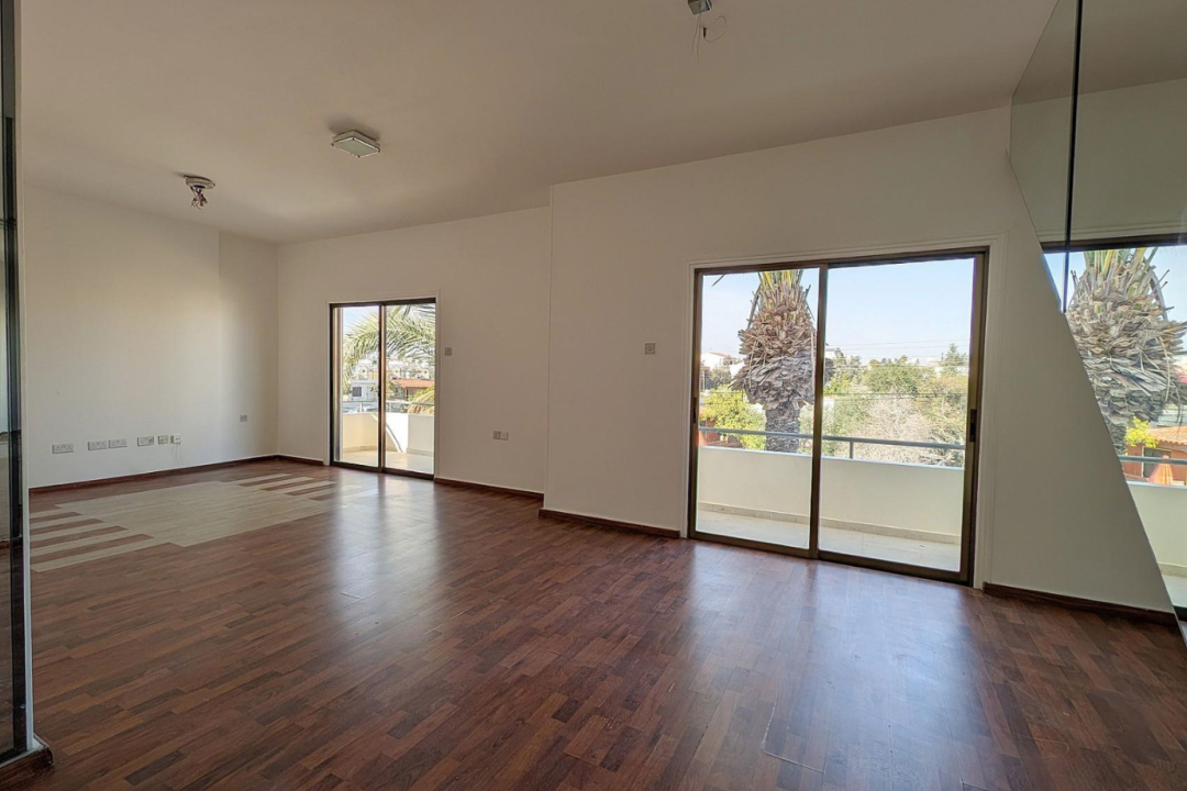 2 bedroom apartment with rooftop studio in Sotiros Area