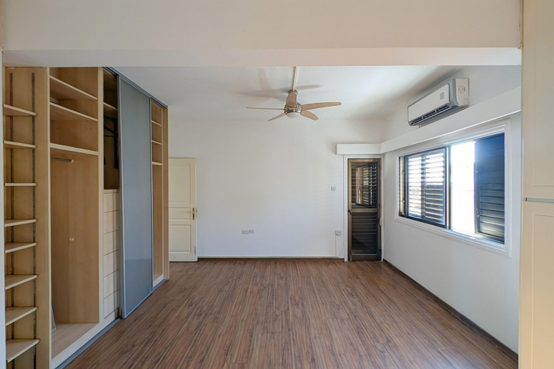 2 bedroom apartment with rooftop studio in Sotiros Area