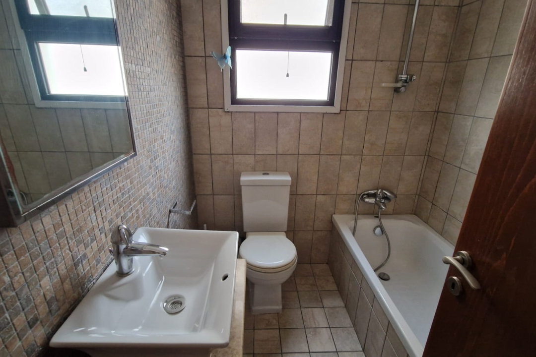 3 bedroom apartment in Faneromeni area