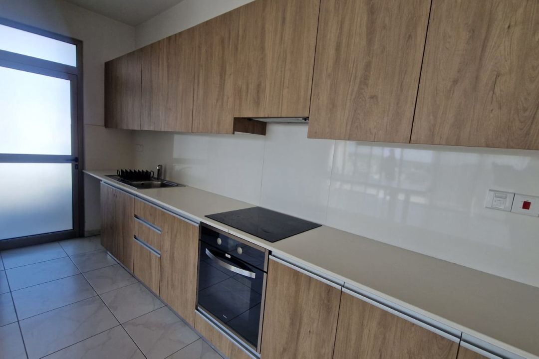 3 bedroom spacious apartment in Faneromeni