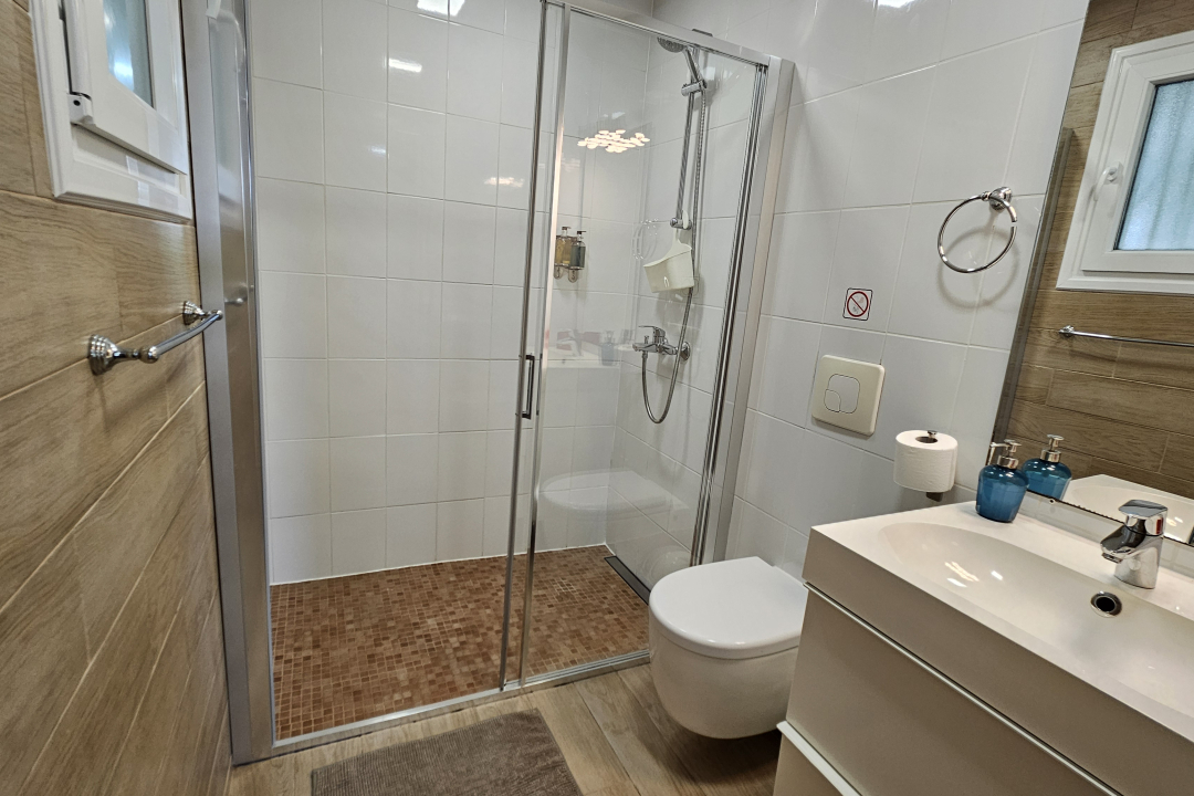 Investment Opportunity – Renovated Ground Floor Apartment in the Heart of Ayia Napa