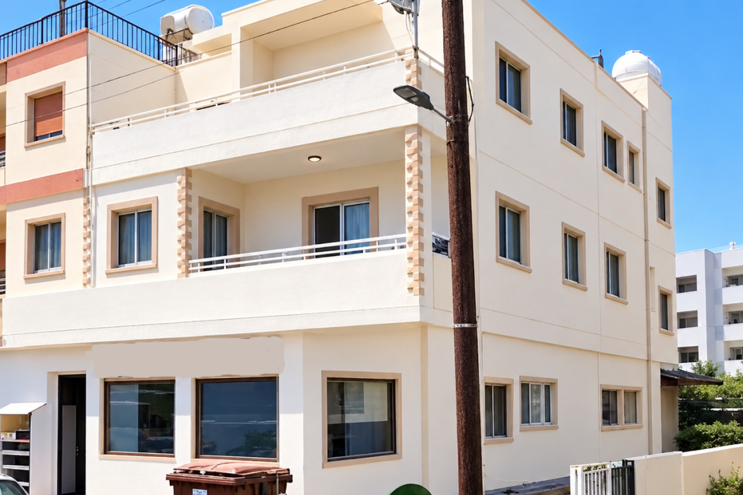 BUILDING FOR SALE IN LARNACA CENTRE