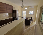 4 bedroom semi-detached house near Metro supermarket